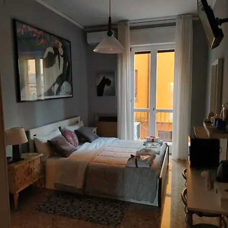 Califano- 2 Leoni Bed & Breakfast *