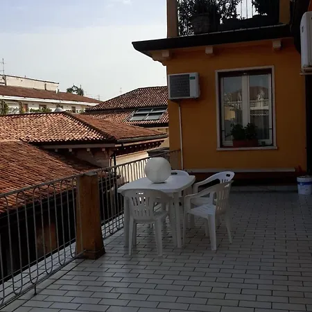 Califano- 2 Leoni * Verona