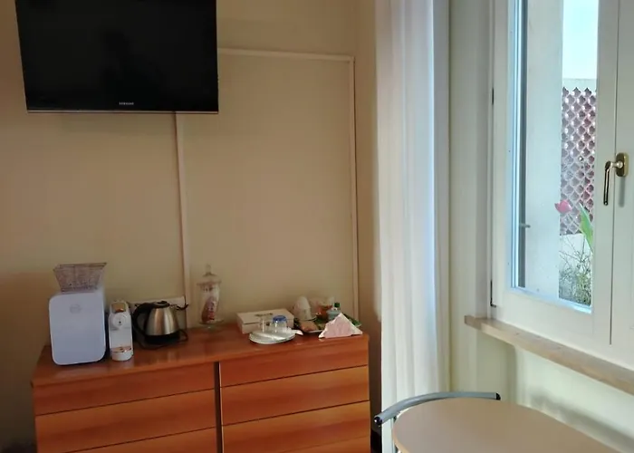 Bed & Breakfast Califano- 2 Leoni