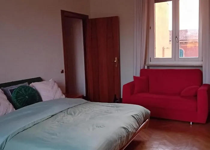 Bed & Breakfast Califano- 2 Leoni *