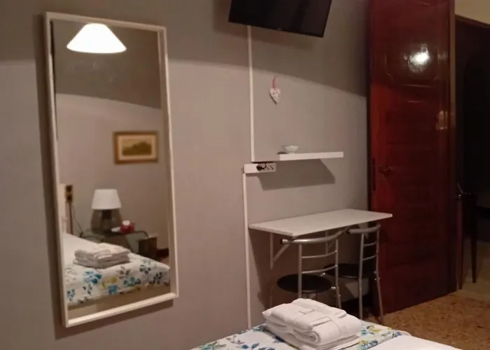 Califano- 2 Leoni Bed & Breakfast Verona