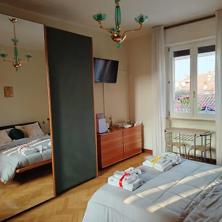 Bed & Breakfast Califano- 2 Leoni