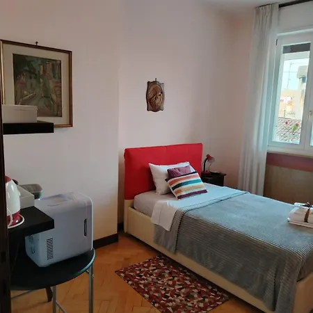 Bed & Breakfast Califano- 2 Leoni *